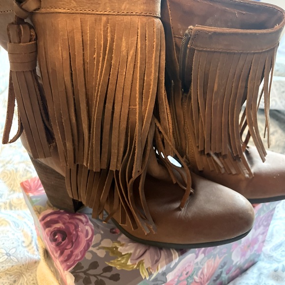RALPH LAUREN - Denim & Supply Fringe Booties - Picture 3 of 3